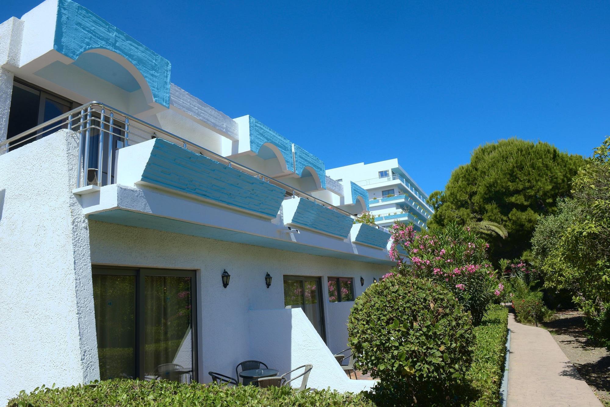 Blue Horizon Hotel Ялисос Екстериор снимка