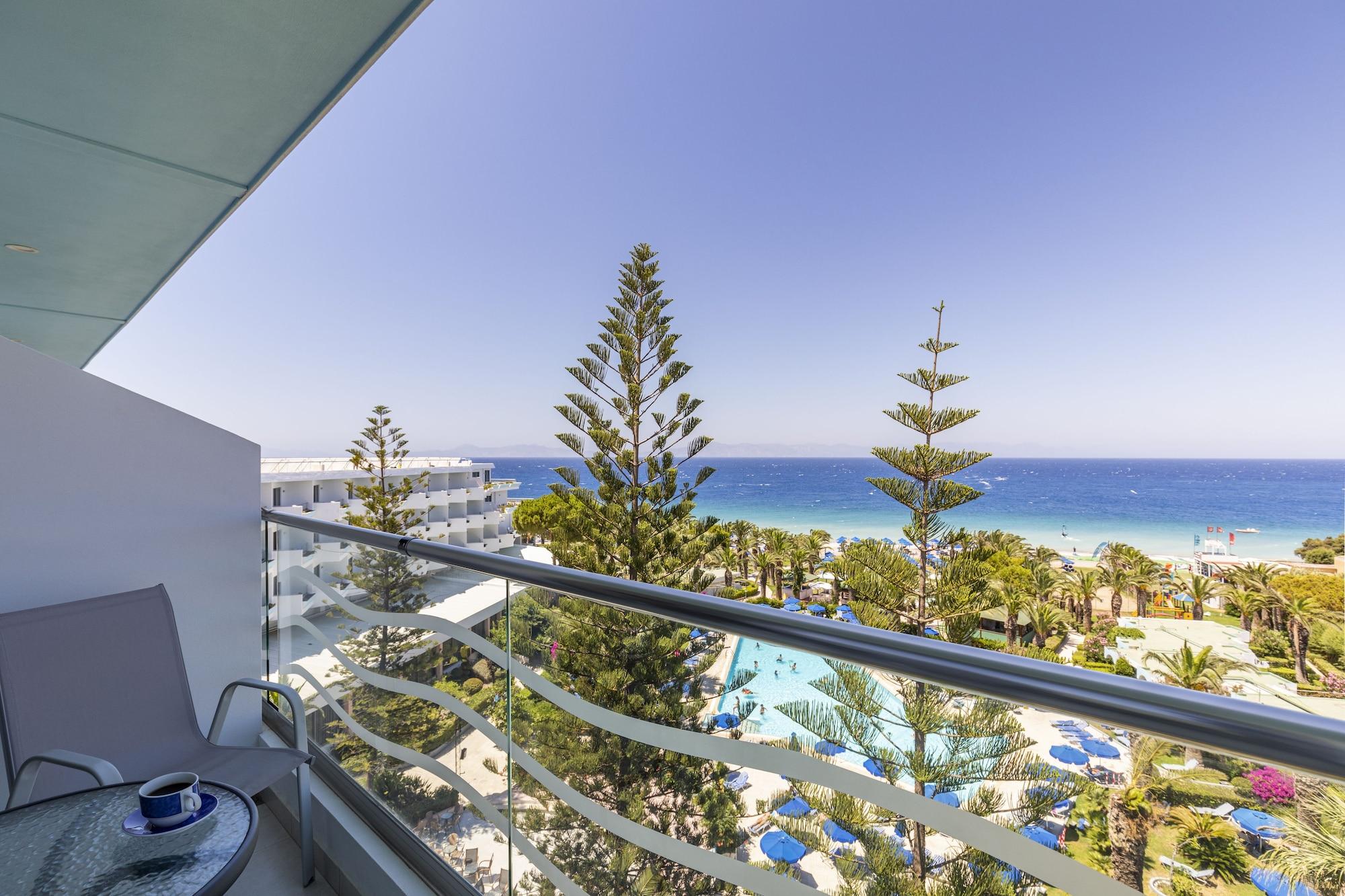 Blue Horizon Hotel Ялисос Екстериор снимка