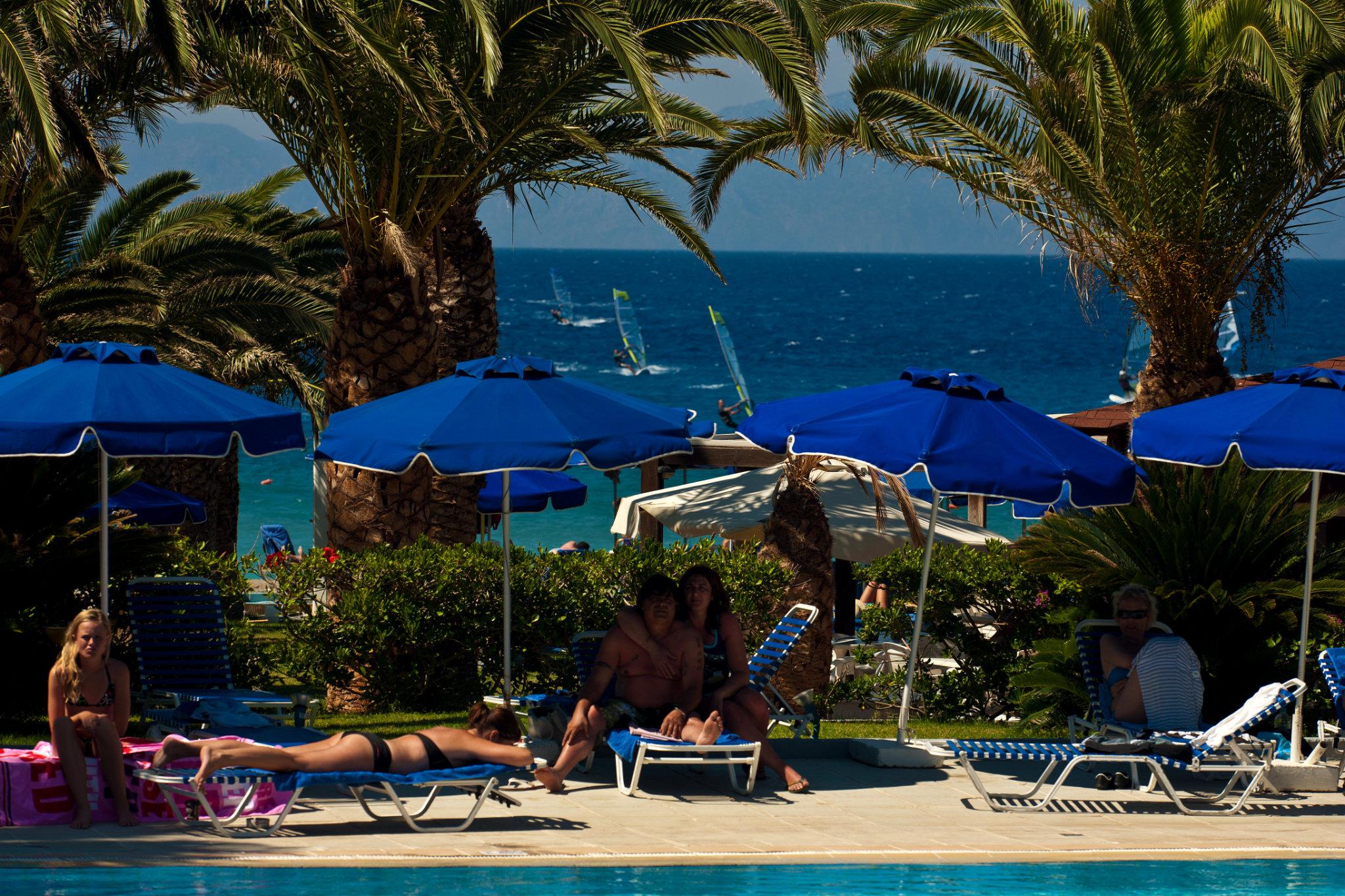 Blue Horizon Hotel Ялисос Екстериор снимка