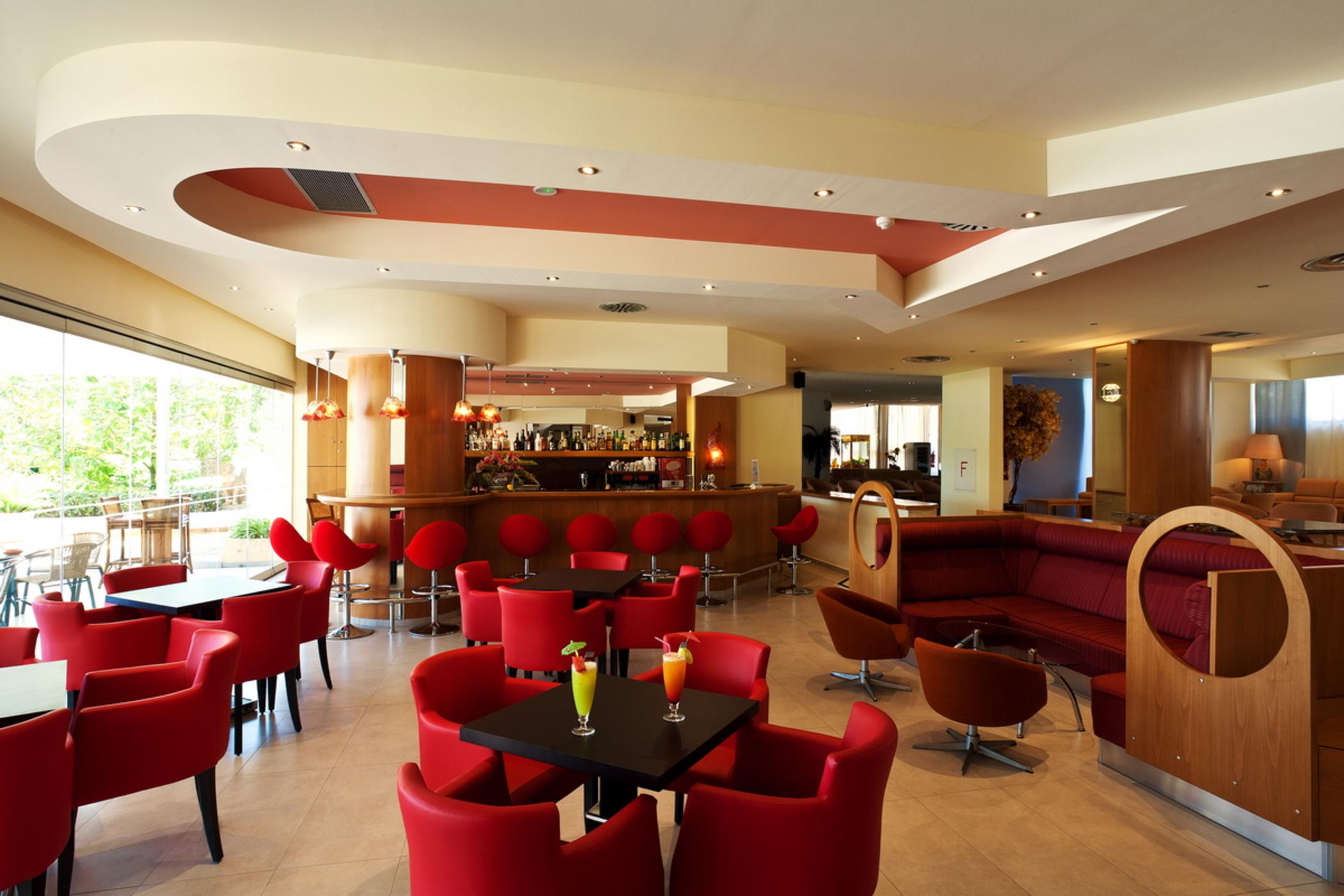 Blue Horizon Hotel Ялисос Екстериор снимка