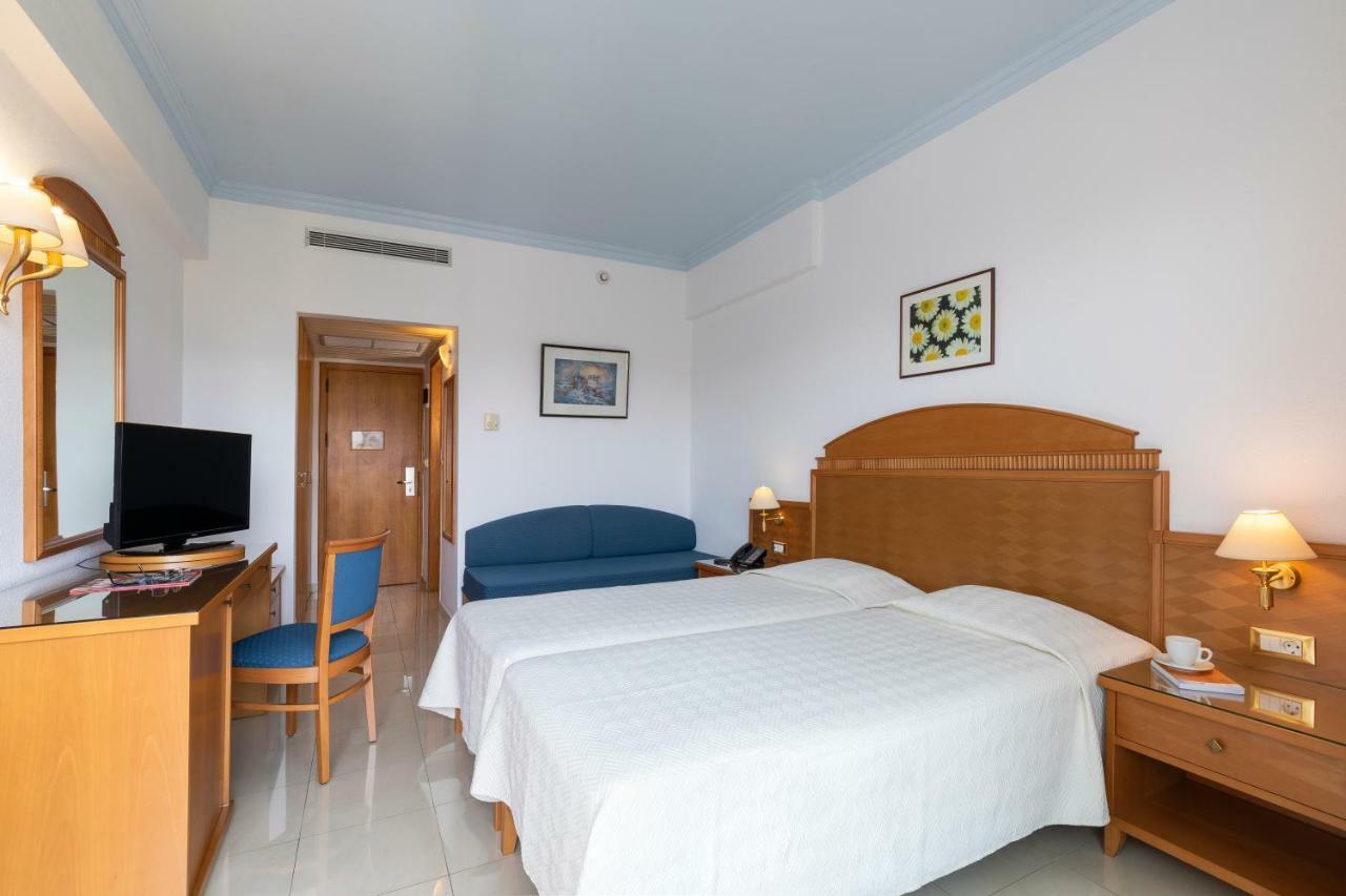 Blue Horizon Hotel Ялисос Екстериор снимка