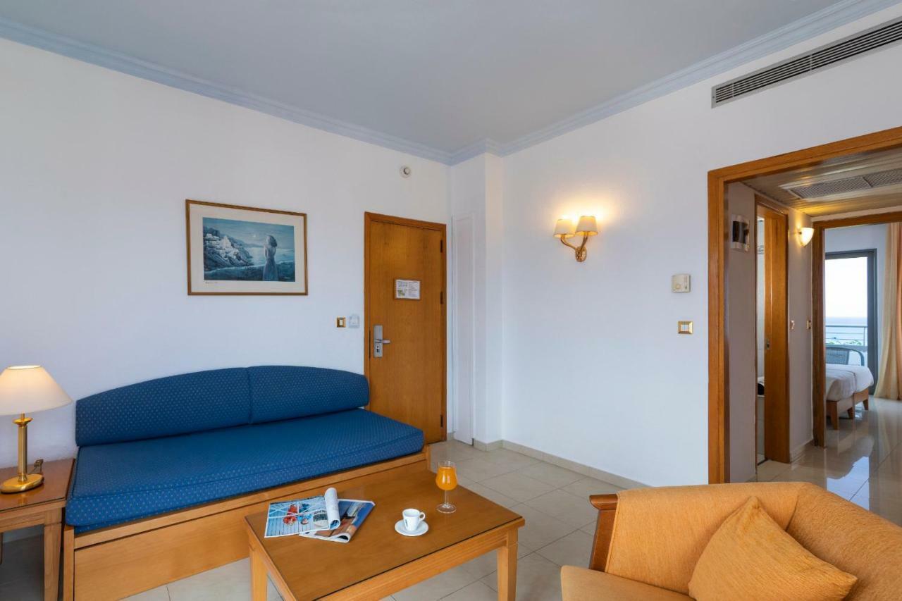 Blue Horizon Hotel Ялисос Екстериор снимка