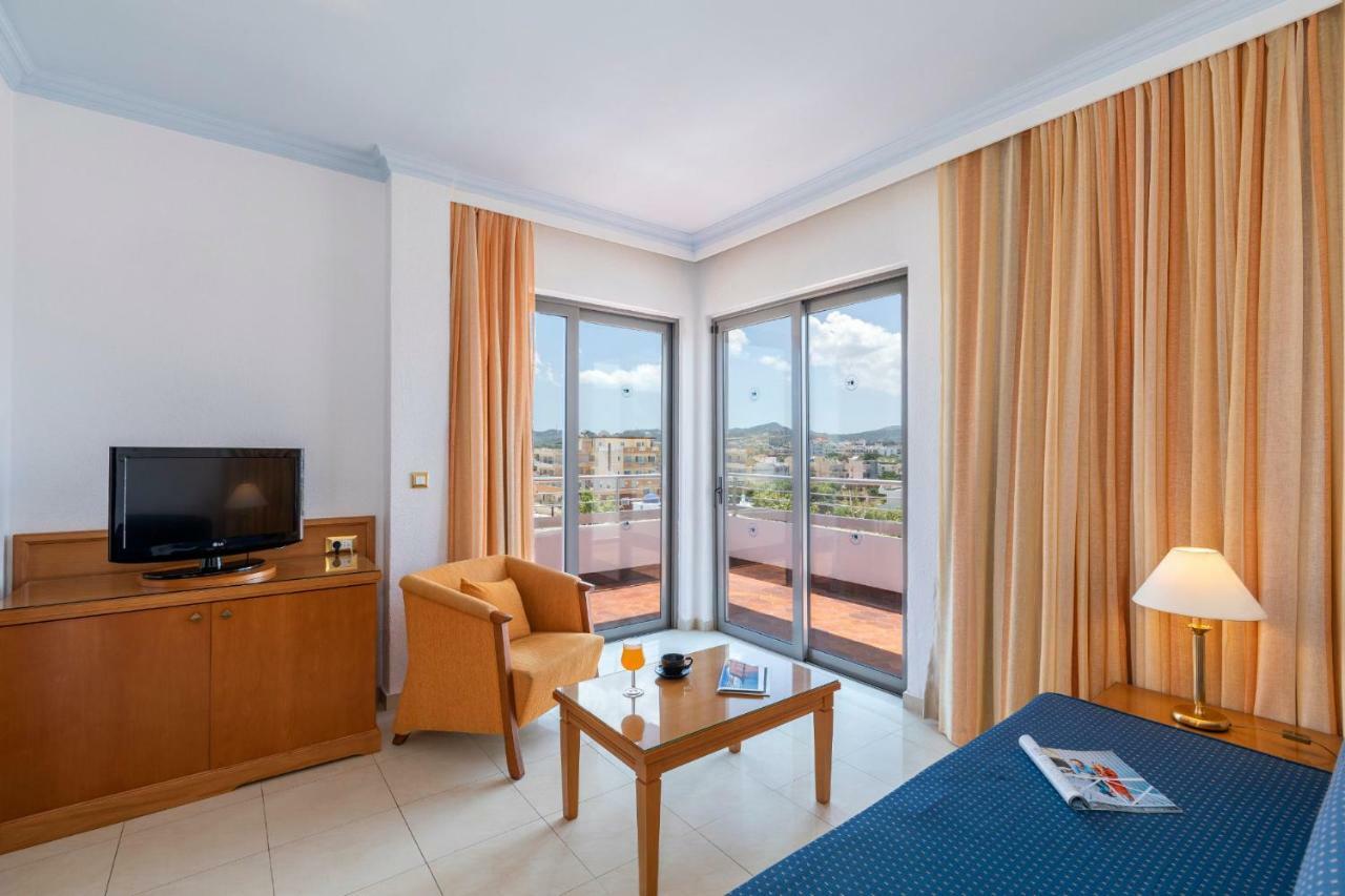 Blue Horizon Hotel Ялисос Екстериор снимка