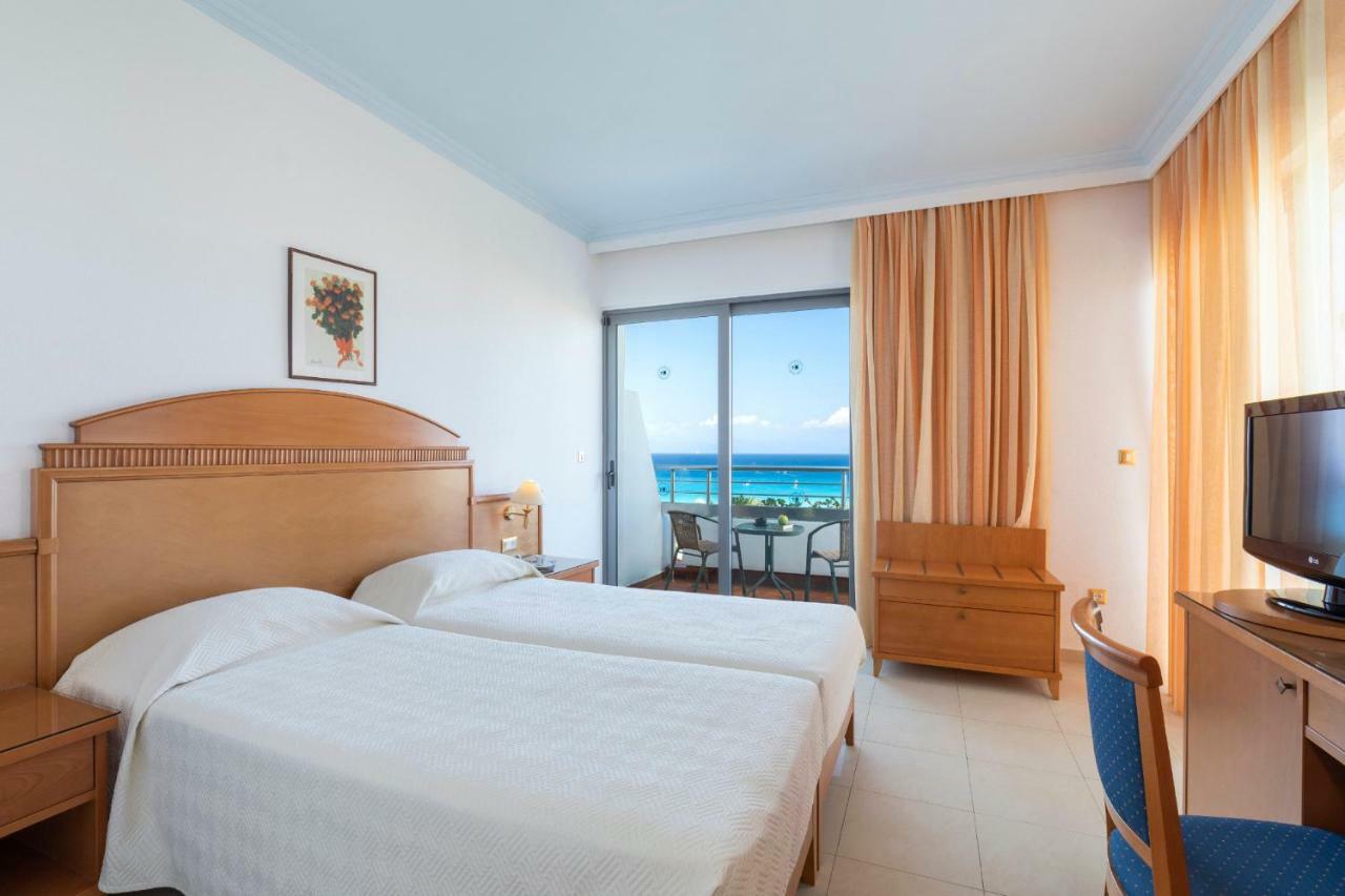 Blue Horizon Hotel Ялисос Екстериор снимка