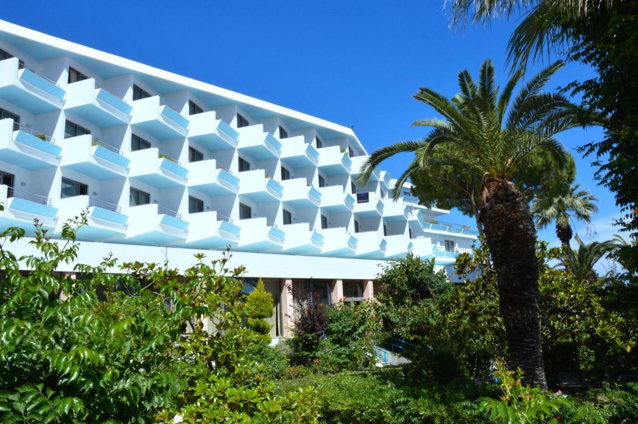 Blue Horizon Hotel Ялисос Екстериор снимка